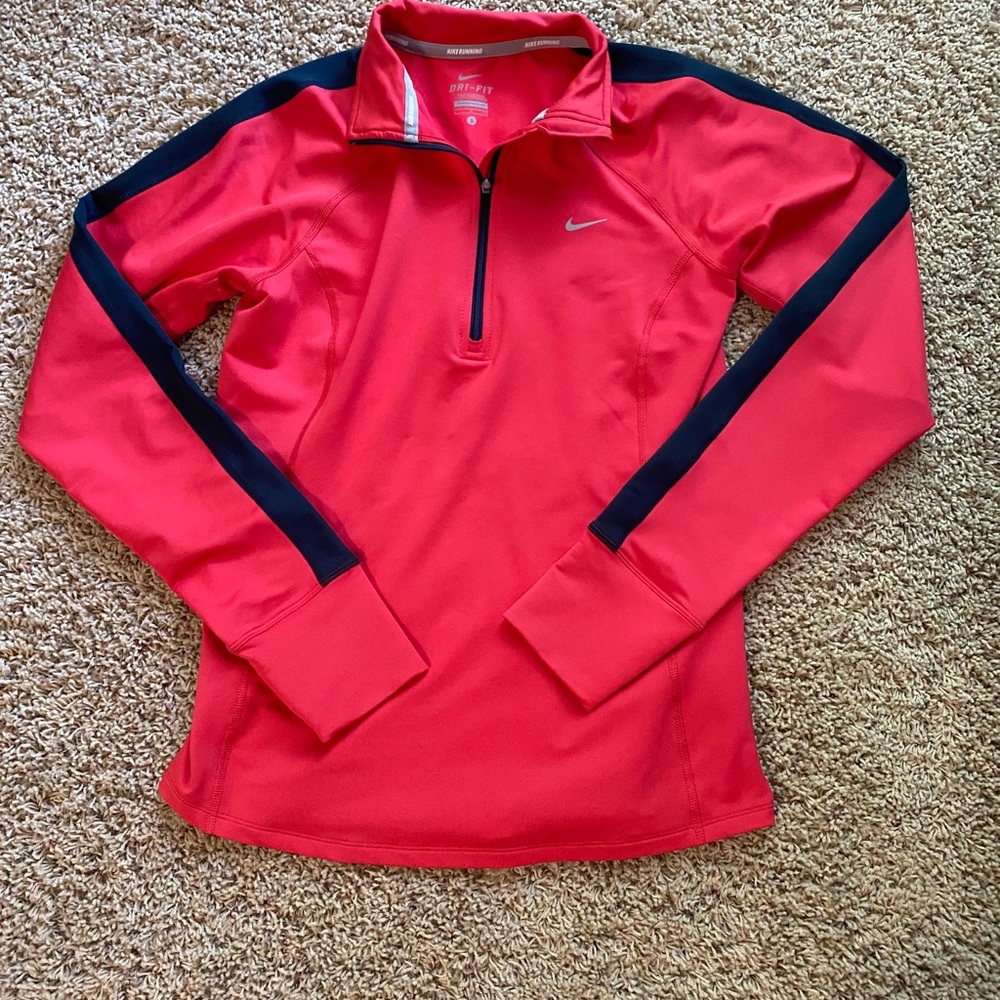 Women’s Size Small Nike Top